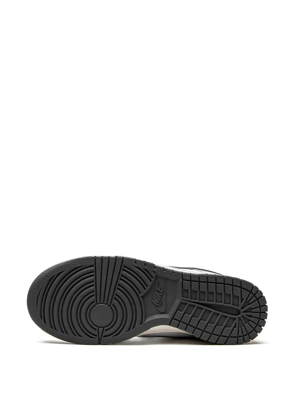 NIK.E SB DUNK LOW LIGHT CARBON