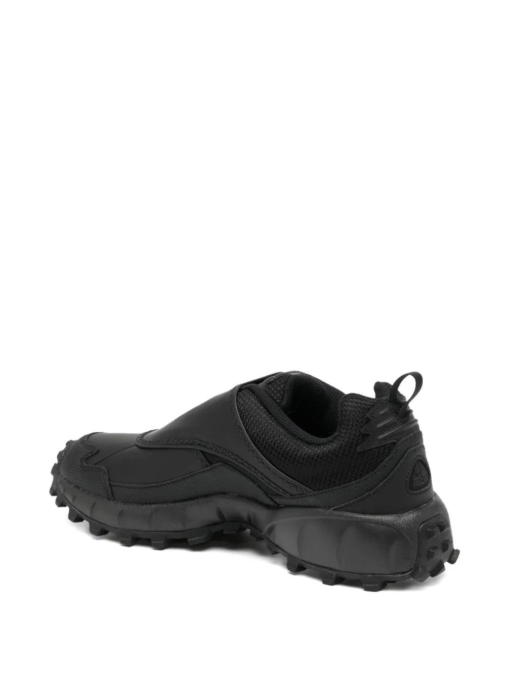 Nikee ACG Phassad Triple Black