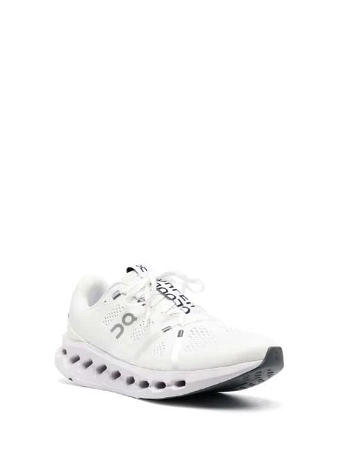 On cloud tilt 2.0 white