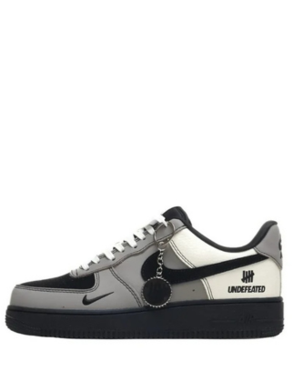 Nik ee Airforce 1 Low undefeated