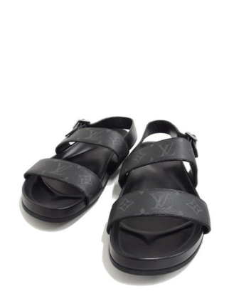 LOUIIS VUITTON BLACK SANDEL