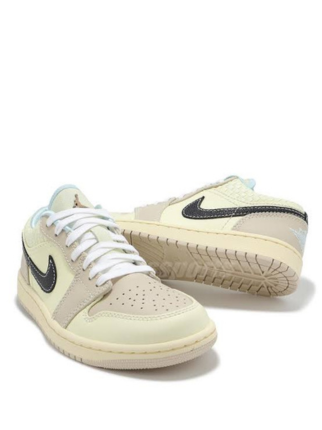 Nikee jordan retro 1low se sanddrift glacier blue