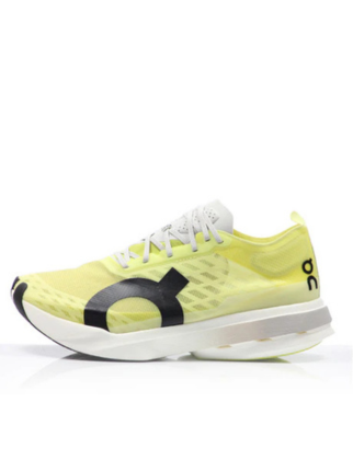 on cloud boom Strike Limelight