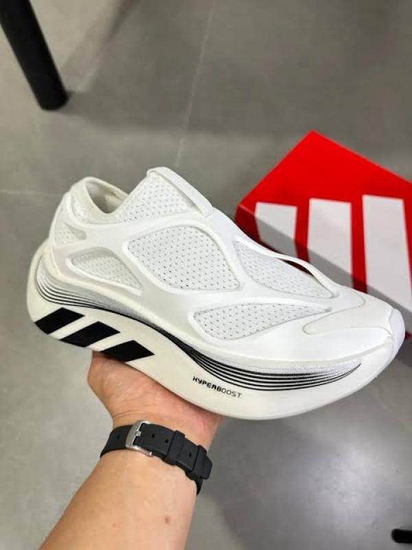 Adidaas Hyperboost Edge new white