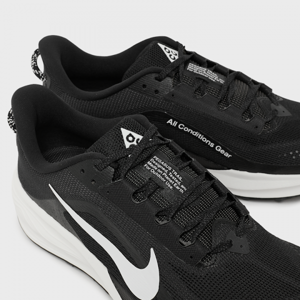 Nik.e ACG Pegasus Trail Running Black
