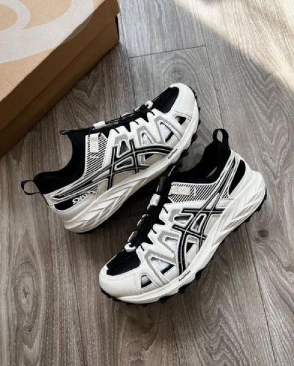 ASIC_SS GEL SOSOMA SE BLACK CREAM FIX