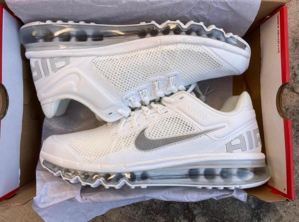 Nik.e Air Max 2013 Triple White