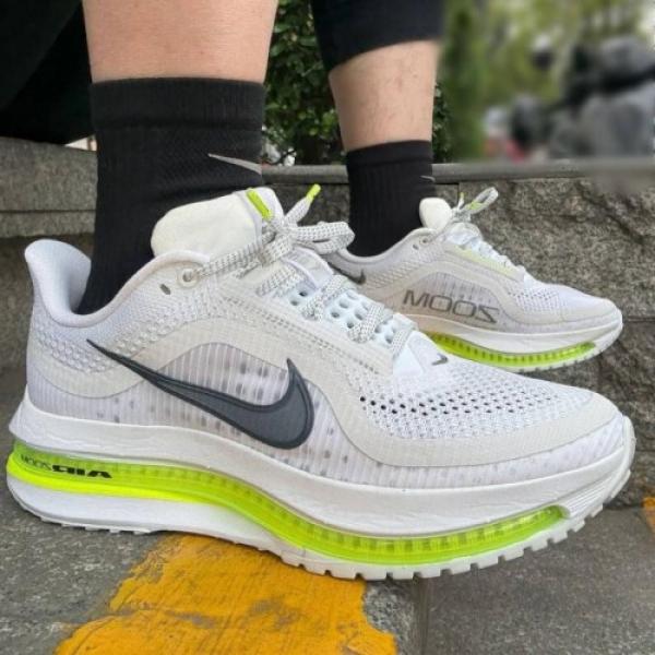 NIK_E AIR ZOOM PEGASUS PREMIUM RUNNING SHOE FIX