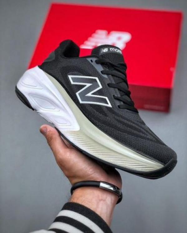 NEW BALAN_CE FRESH FOAM MORE V4 BLACK NEW FIX