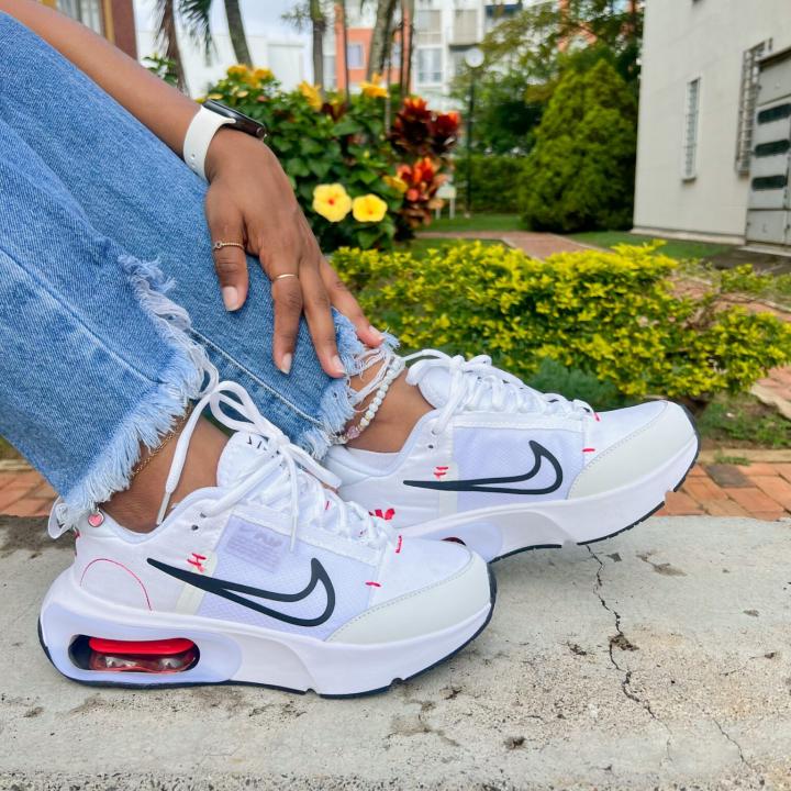 Nik.e Air Max Tube 2024 White Red