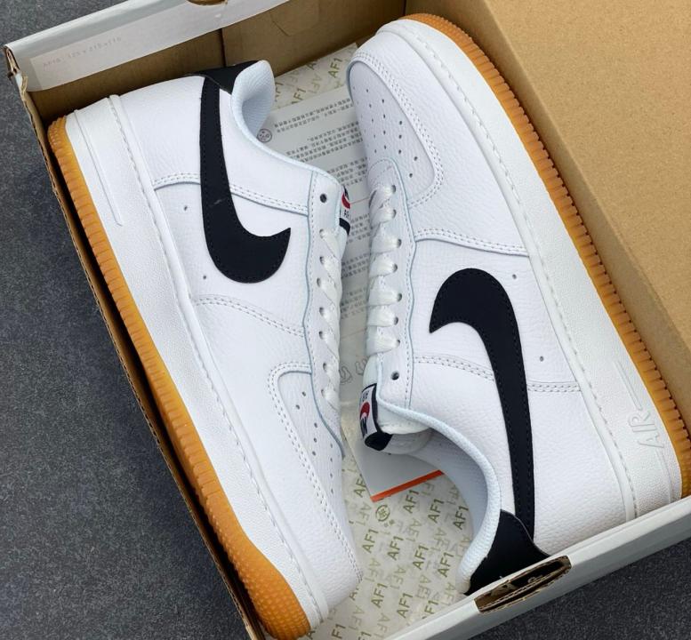 NIK.E AIRFORCE 1 WHITE GUM