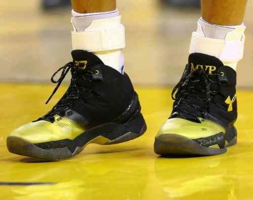 Underr Armour Curry 2 Back To Back MVP