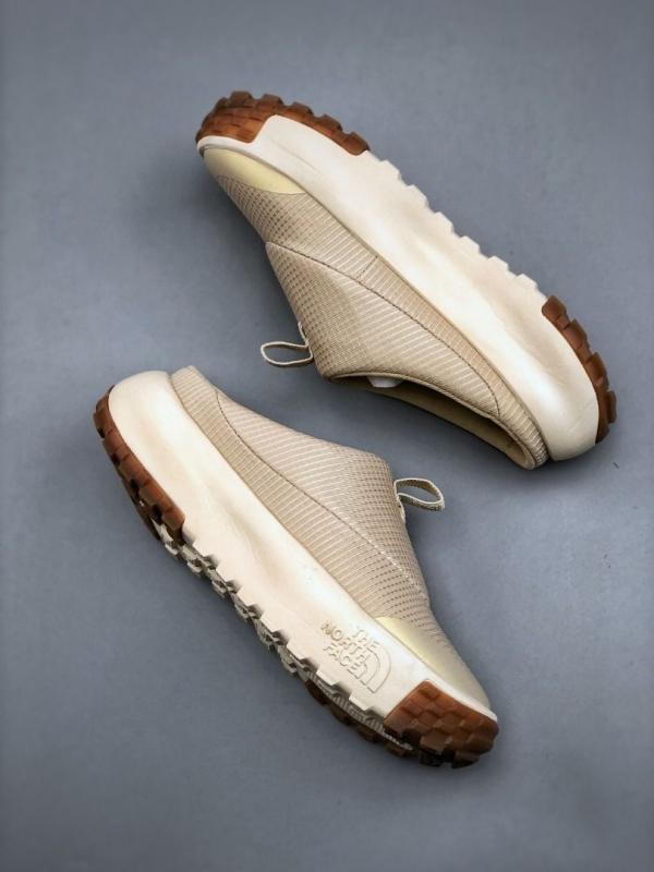 The nort face never stop mule beige