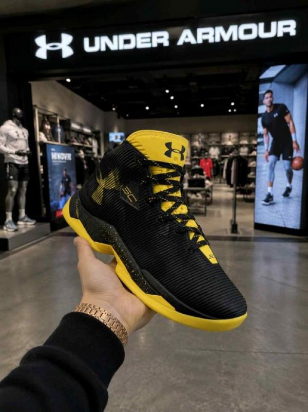 Underr Armour Curry 2.5 Taxi 2593 Fix