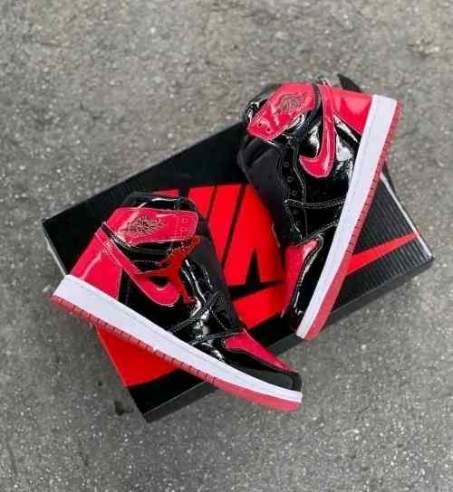 Jordan 1 Retro High OG Patent Bred semi ua