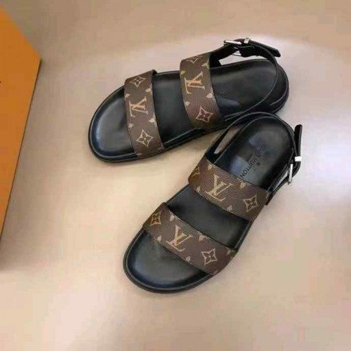 LOUIIS VUITTON BROWN SANDEL
