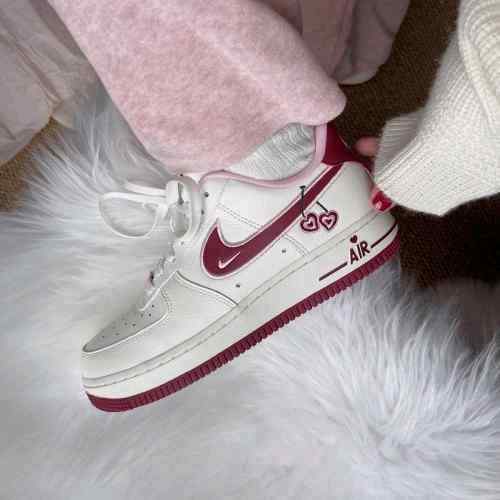 Nikee Airforce 1 Low Valentines Day for her