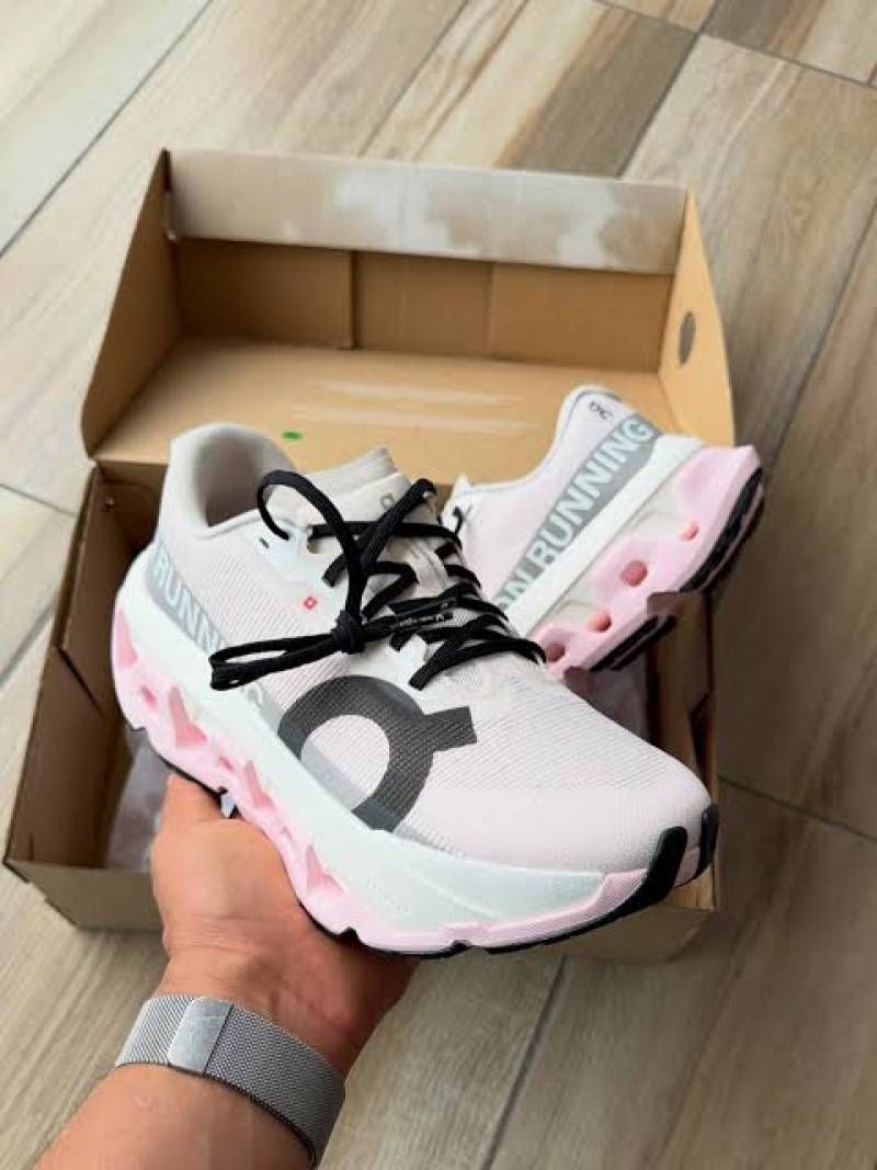 On Cloudmonster 3 Hyper Pink