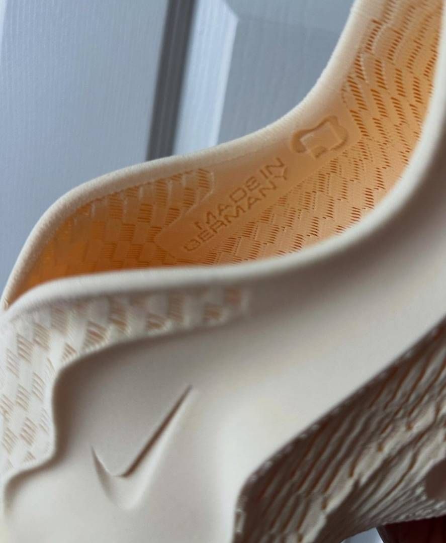 Nikke Air Max 1000 Oatmeal