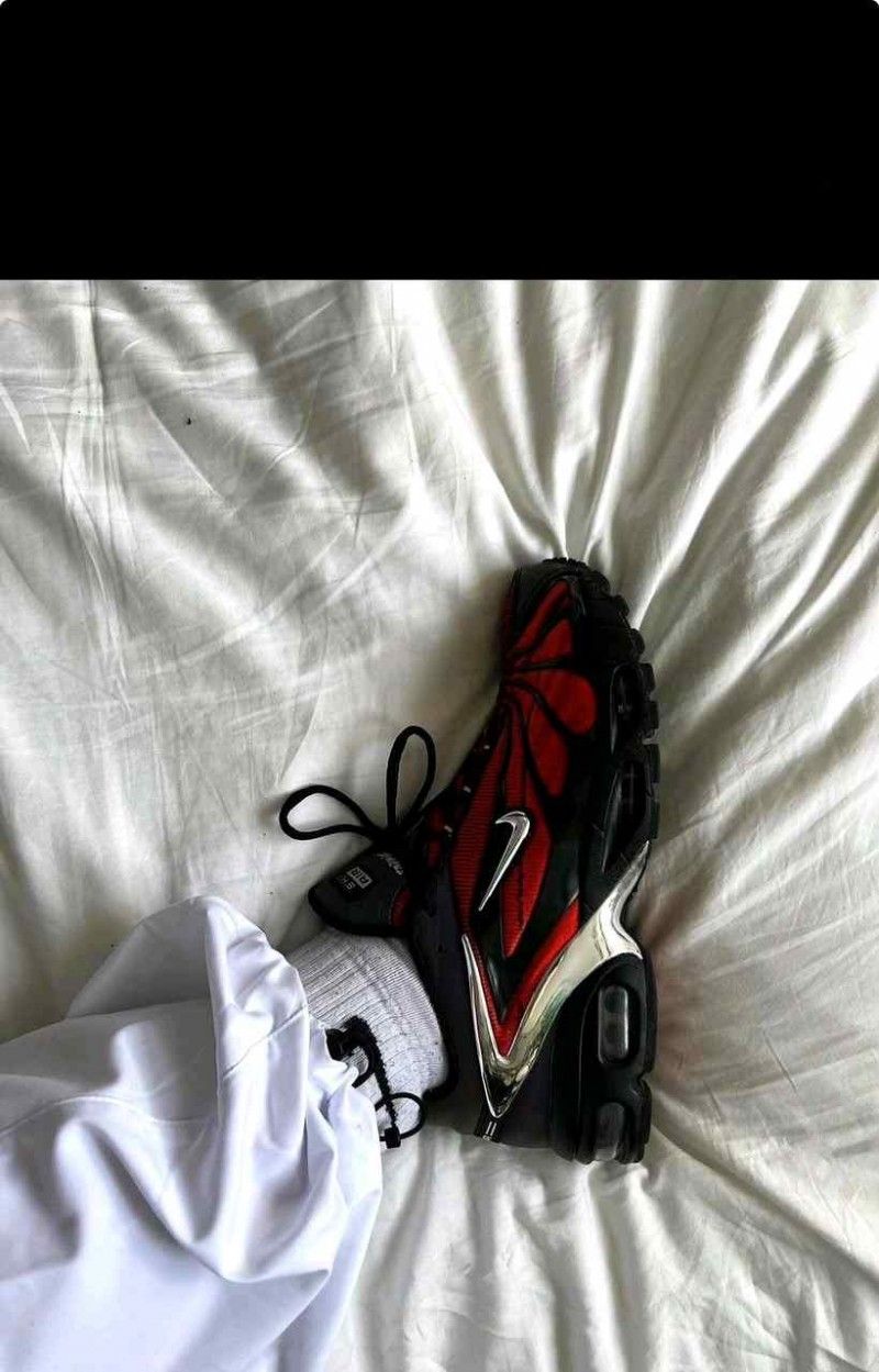 Nikkee Air Max Tailwind V x Skepta Bloody Chrome