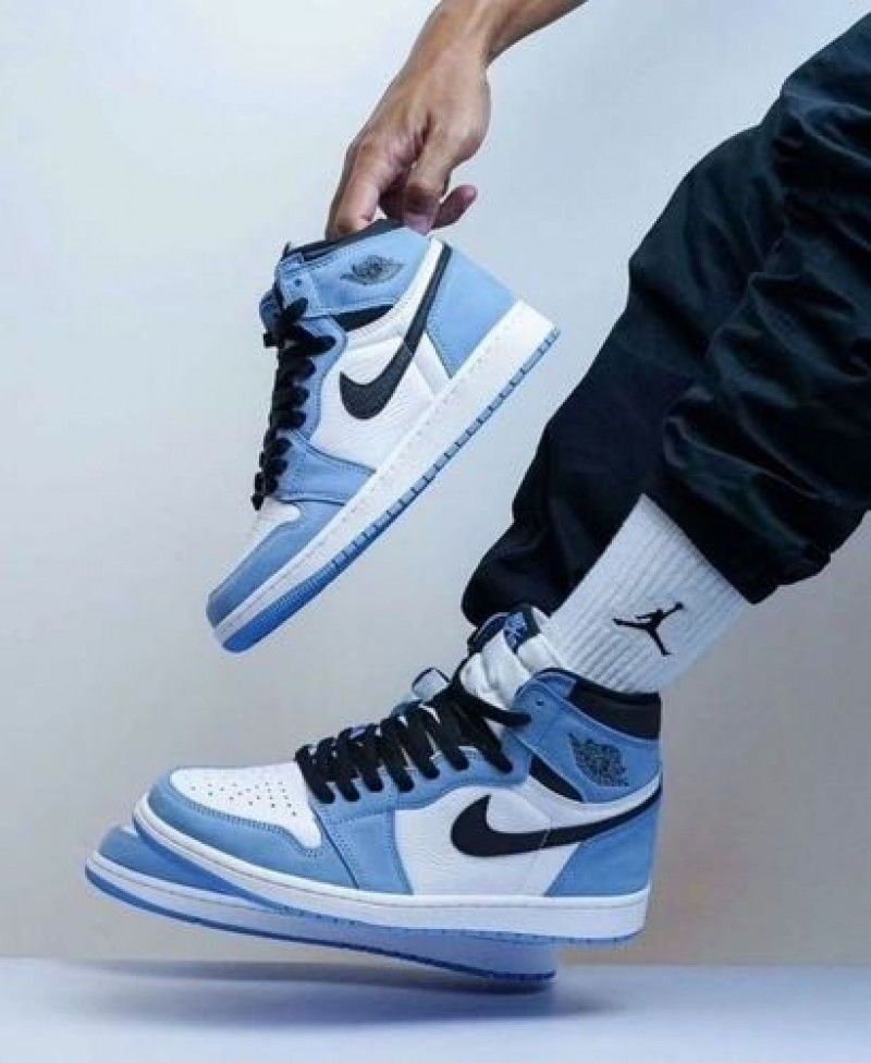 E air jordan retro 1 high university blue
