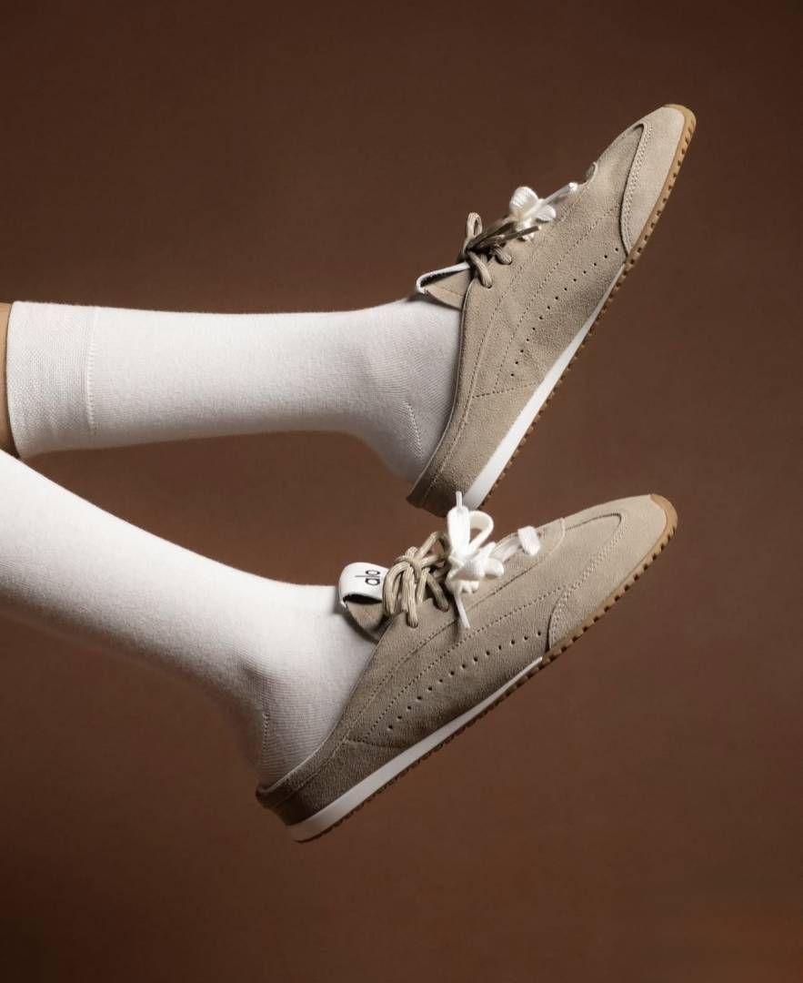 ALO SUNSET MULE SNEAKER SANDSTONE