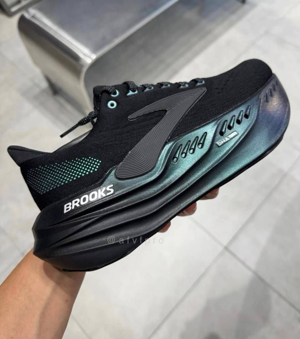 Brooks Glceerin Max Running Aurora Black