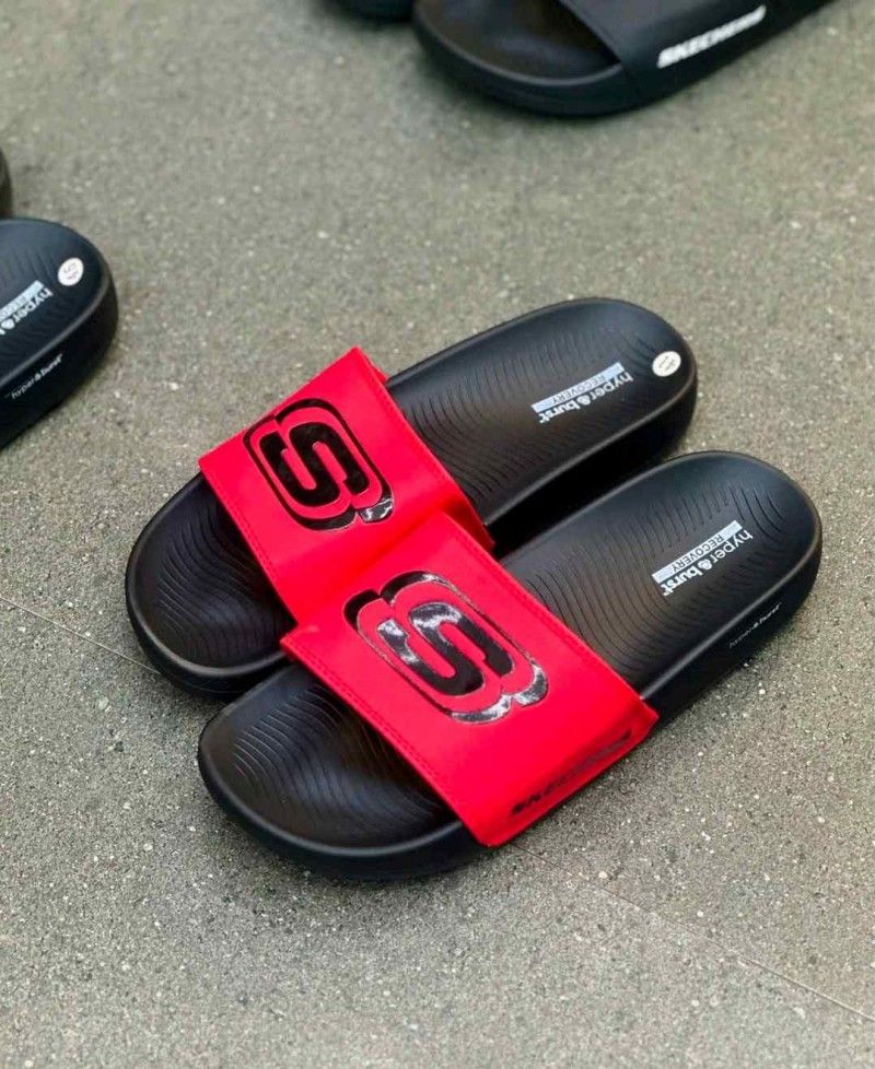 SKETCHERS HYPER BURST BLACK RED