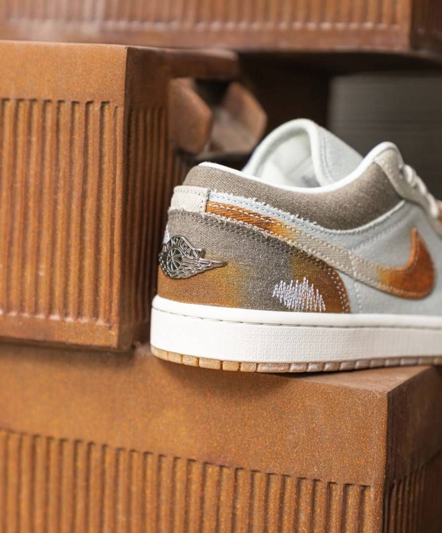NIKKE AIR JORDAN 1 LOW SAIL LIGHT BONE