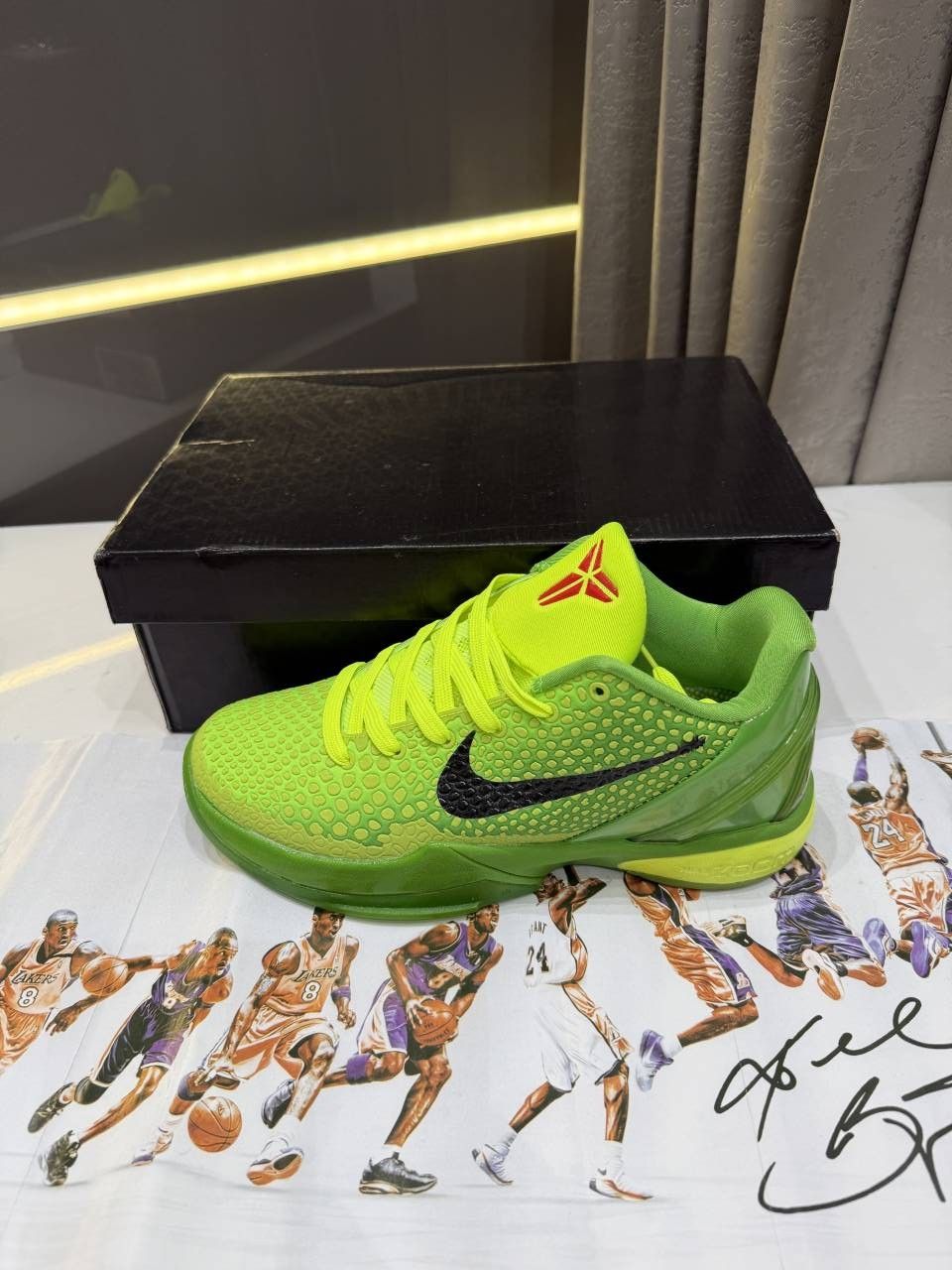 NIKKE KOBE 6 GRINCH Fix