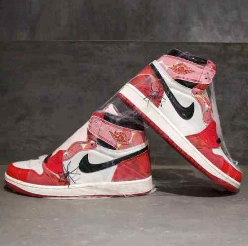Jordan retro 1 High OG SpiderMan Across the Spider-Verse semi ua