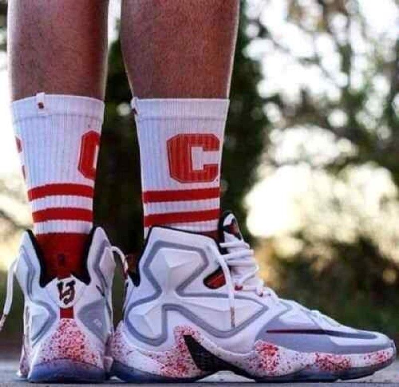 nikkee lebron 13 horror flick