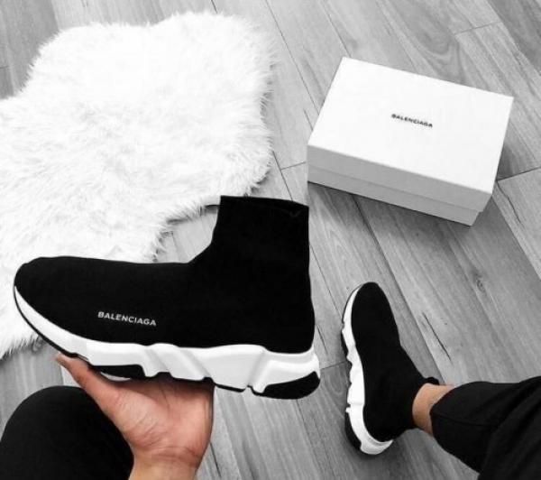 Balenciaga speed trainer black white
