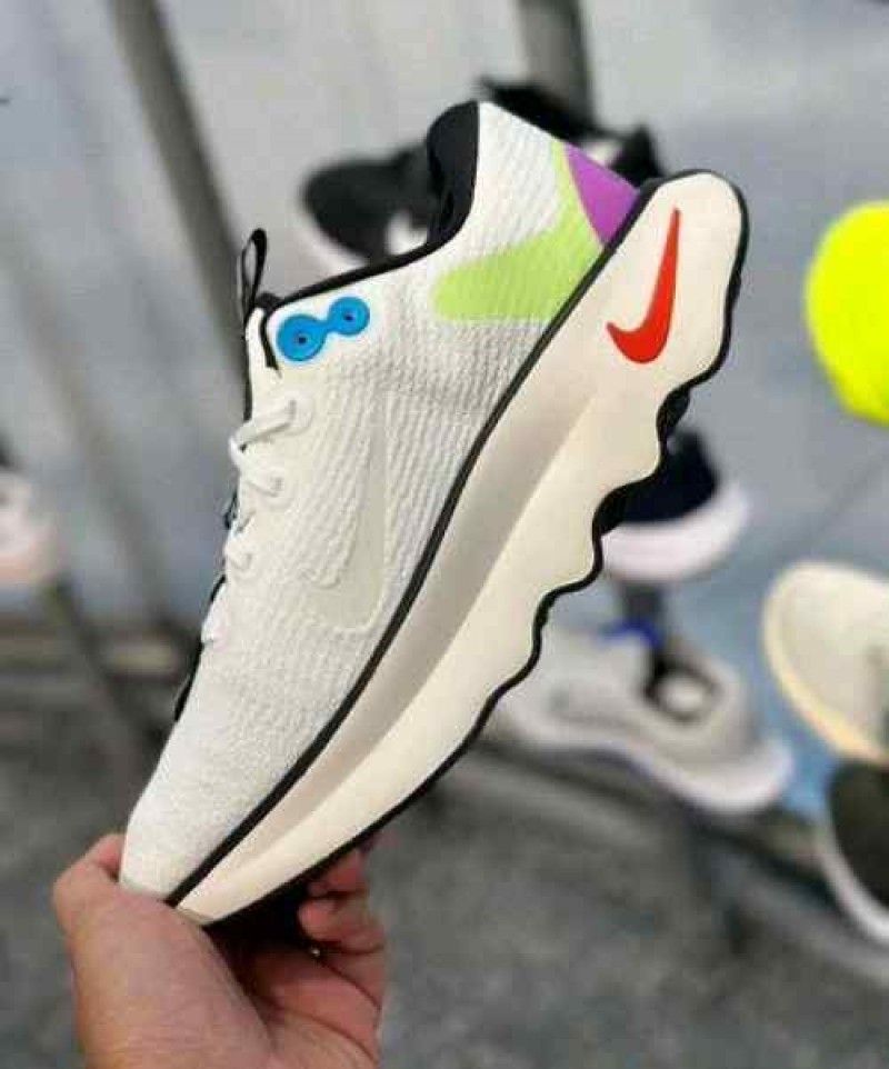 Nikkee Air Zoom Motiva