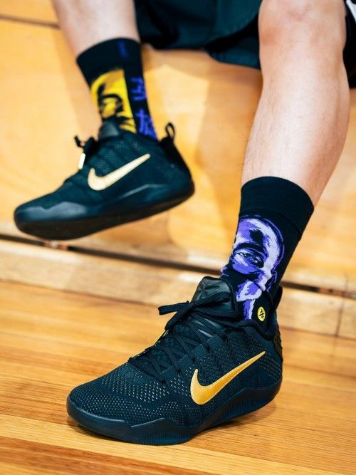 Nikee Kobe 11 Protro Fade to Black