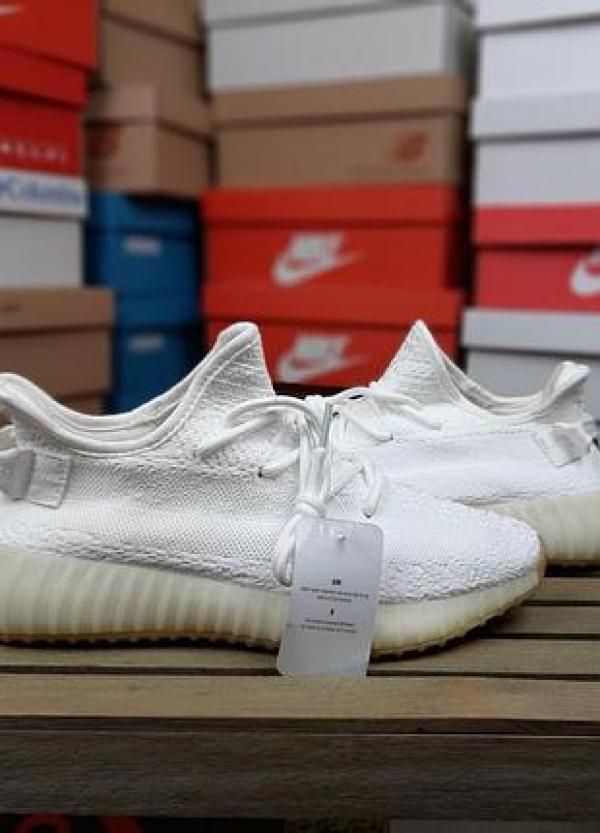 .YEEZY 350 WHITE WITHOUT KIT