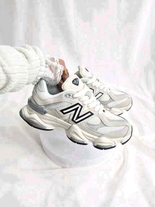 Neww Balancee 9060 Sea Salt Raincloud Black for her