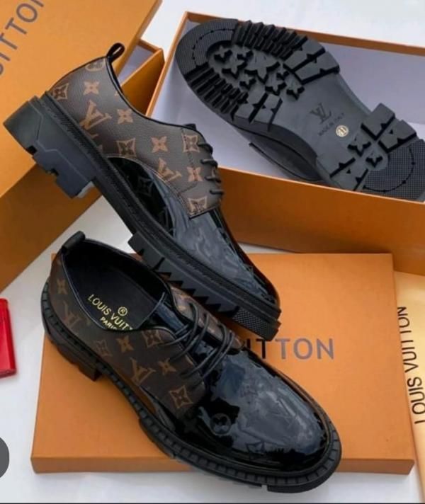 Louiis VUITTTON PREMIUM SHINING LOAFER SALE