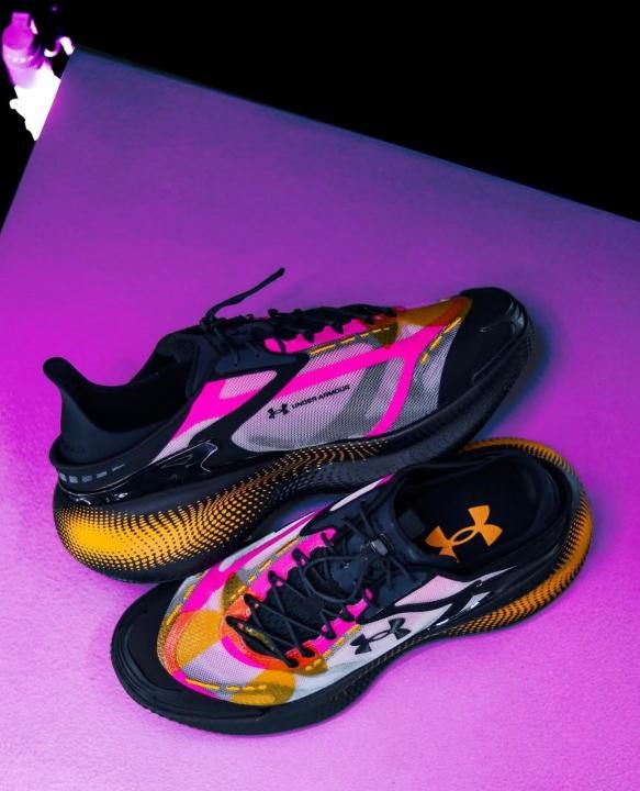 Underr Armour Echo Slipspeed Black Rebel Pink