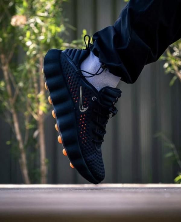 Nikke Mind 002 Black Hyper Crimson