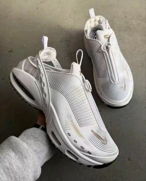 NIK.E AIRMAX CRAZE WHITE METALLIC GOLD