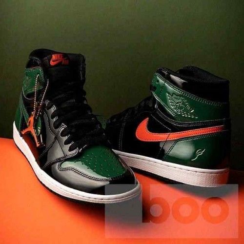 AIR JORDAN RETRO 1 MIAMI GREEN