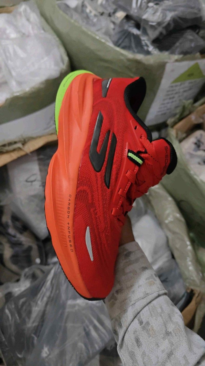 Skecherrss Aero Spark Red Running