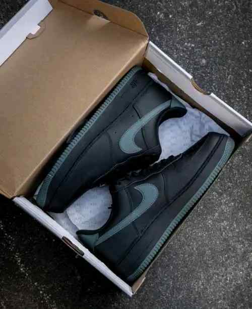 Nikkee AirForce 1 Low Vintage Green