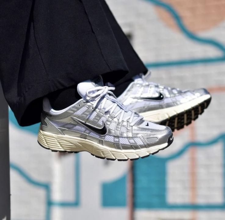 Nikke P-6000 White & Black Metallic Silver Women