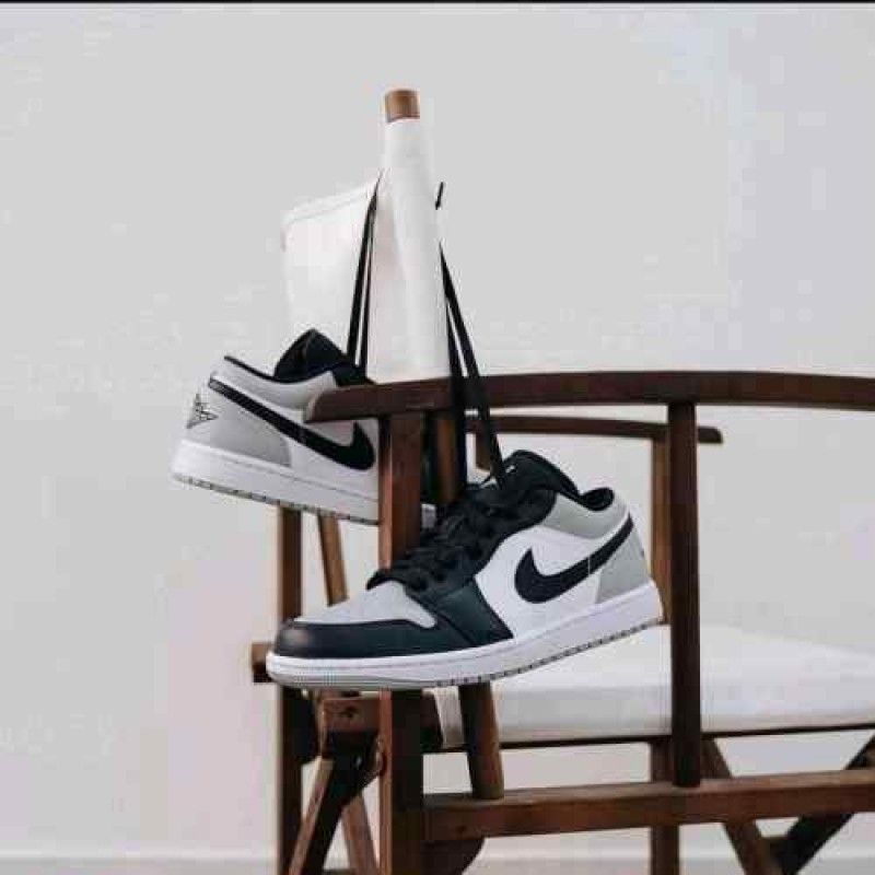 Nikkee Air jordan retro 1 low shadow toe