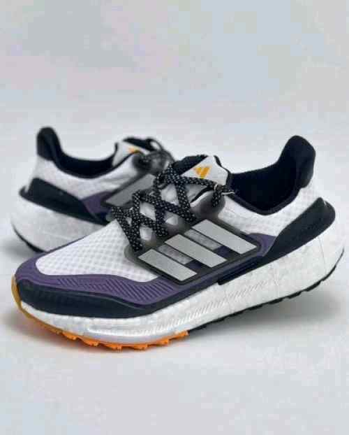 Adiddass Ultra Boost Light Cold Rdy Premium