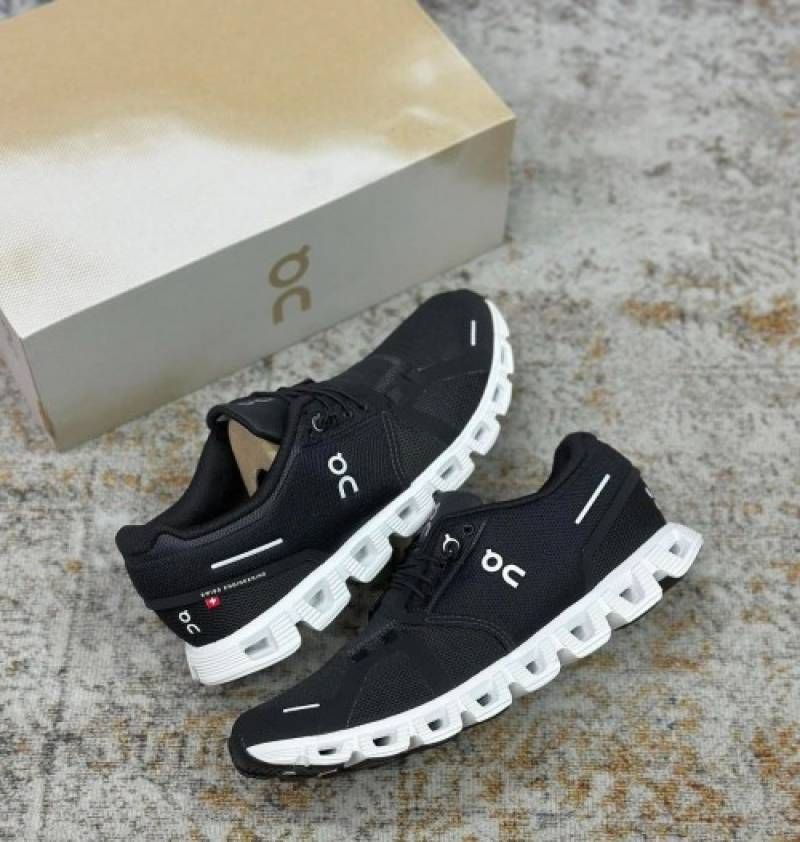On cloud 5 nova black white on sale 05