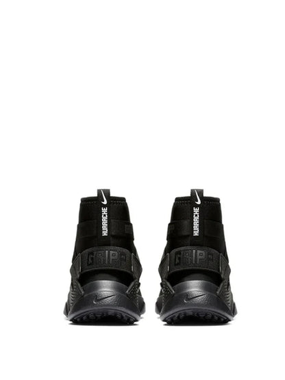 Nikke Huarache Gripp Gs Triple Black