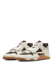 AIR JORDAN RETRO 1 TRAVIS SCOTT X JUMPMAN JACK